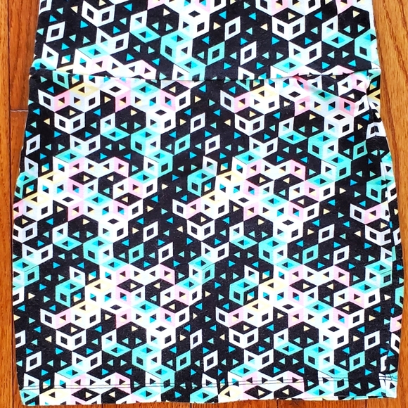 CHARLOTTE RUSSE Geometric Bodycon Miniskirt - Size S - Picture 1 of 3